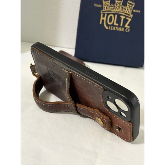 HOLTZ Leather Co SWITCH iPhone 4-in-1 Leather iPhone Case-Fits 14 Plus-Kickstand - Picture 3 of 4